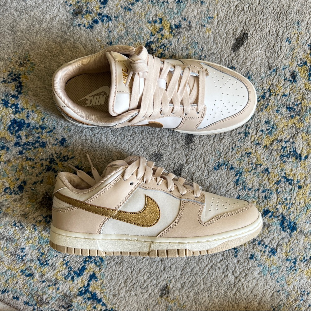 Nike Women's Shoes in Cream and Gold